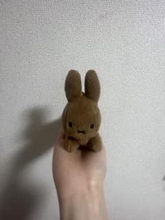 ブラウンウサギ型ぬいぐるみ キーホルダー付き ブルーナのサムネイル