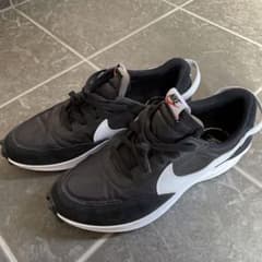 NIKEナイキ　DH9523-002 28.0㎝　美品のサムネイル