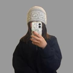 ビーニー　クラッシャーハット　クロシェハット　ハンドメイド　グレー×ホワイトのサムネイル