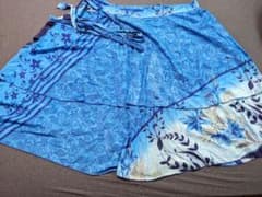 ブルー系 花柄 ラップスカート ロング丈、シルクのサムネイル