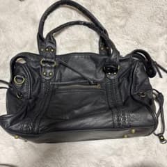 シボ加工 ブラック ショルダーバッグのサムネイル