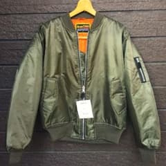 カーキLL  新品未使用タグ付  送料無料！！のサムネイル