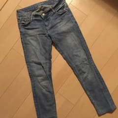ZARA☆アンクル丈デニムパンツのサムネイル