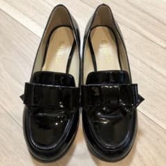 エナメル ローファー パンプスのサムネイル