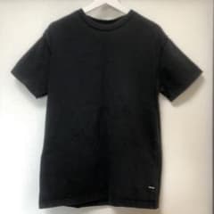 ルイヴィトンのブラック無地tシャツのサムネイル
