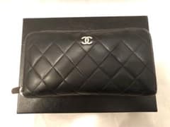 【最終値下げ！】CHANEL 財布　ラウンド　マトラッセ　ブラックのサムネイル