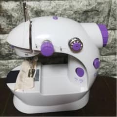 コンパクト電動ミシンのサムネイル
