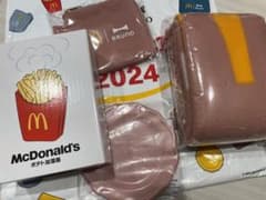 福袋2024 マクドナルド　4点セットのサムネイル