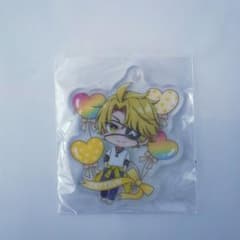 カラフルピーチ たっつん アクリルキーホルダーのサムネイル
