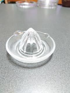 ガラス　レモン　果汁絞り器のサムネイル