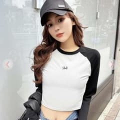 t*e様 Rady クロップドTシャツ ホワイト・ブラック Sのサムネイル