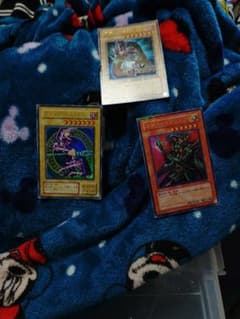 遊戯王 ブラック・マジシャン カオス・マジシャン等 3枚セットのサムネイル
