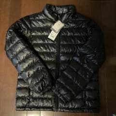 新品　ユニクロダウンジャケットのサムネイル
