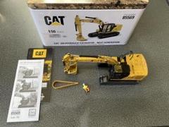 CAT 320 油圧ショベル オペレーター付 1：50 85569 - メルカリ