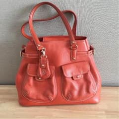 再値下げ‼︎フォリフォリ☆レザーバッグのサムネイル