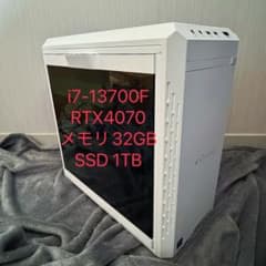 PC RTX4070 i7-13700F メモリ32GB SSD1TBのサムネイル