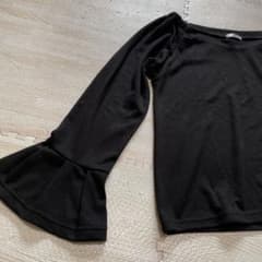 袖フリルのサムネイル
