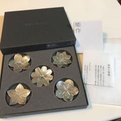 【新品☆未使用】能作　箸置き「花ばな」のサムネイル