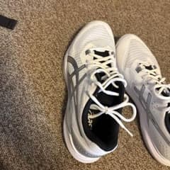 あ*ん様 ASICS バレーボールシューズ ホワイトのサムネイル