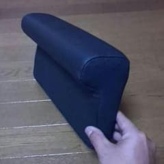 ハイエース200用肘置きのサムネイル