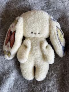 うさぎ　ぬいぐるみ　ミナペルホネン　作家　天然石　お守り　雑貨　アンティーク⭐︎