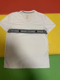 【週末限定値下げ】ARMANI EXCHANGEのTシャツのサムネイル