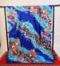 婚礼用振袖 もうこんな振袖貴重品です 比翼も正絹 - メルカリ
