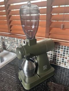 Kalita  カリタ  ネクストG 電動ミル  アーミーグリーン 61090 カリタ ネクストG 電動コーヒーミル