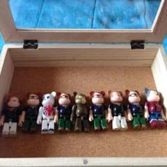 再出品での専用です  ベアブリックのサムネイル