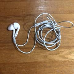 iPhone イヤホン 純正のサムネイル