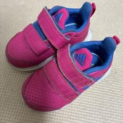 adidas ピンク ブルー ベルクロスニーカーのサムネイル