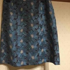 ビアッジョブルー❤️美品スカートのサムネイル