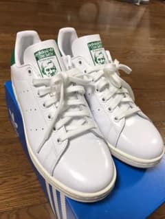 【りゅうさん専用】adidas スタンスミス  27.5のサムネイル