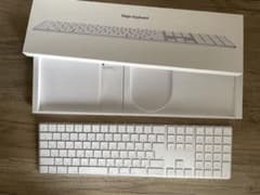 Apple Magic Keyboard  テンキー付のサムネイル