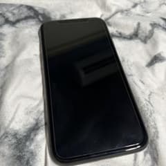 iPhone11 64G ブラック　専用のサムネイル