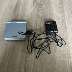 任天堂 ゲームボーイアドバンスSP パールブルー【ジャンク品】のサムネイル