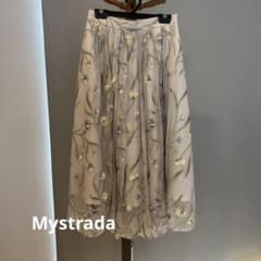 Mystrada 花柄刺繍入りフレアロングスカートのサムネイル