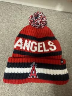 ANGELS ポンポン付きニット帽のサムネイル