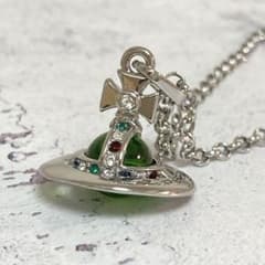 Vivienne Westwood タイニーオーブネックレス シルバー×グリーン