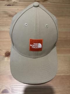 THE NORTH FACE ベージュキャップ FREEのサムネイル