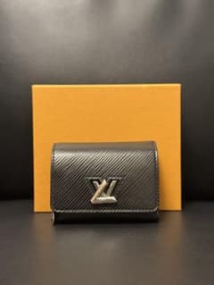 Louis Vuitton エピ 三つ折り財布 - メルカリ