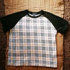 BURBERRY　Tシャツ　130のサムネイル