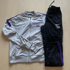 札幌大学 NIKE ジャージ 上下セット　今月中に処分のサムネイル