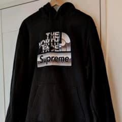 最終Supreme The North Face hoodie メタリックロゴのサムネイル