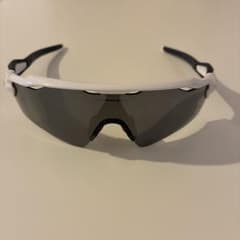 OAKLEY サングラス ホワイト×ネイビーのサムネイル