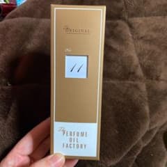 パフュームオイルファクトリー No.11のサムネイル