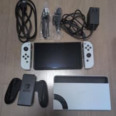 Nintendo Switch 有機ELモデル ホワイトのサムネイル
