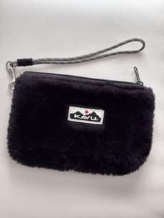KAVU ポーチ ブラック　ストラップ付きのサムネイル