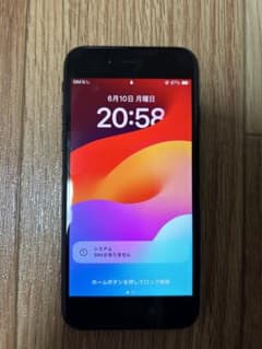 iPhoneSE本体　第2世代　64GB ブラックのサムネイル