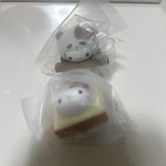 ガチャガチャ キティ しょくぱんず ぱんだっこ ガチャガチャのサムネイル